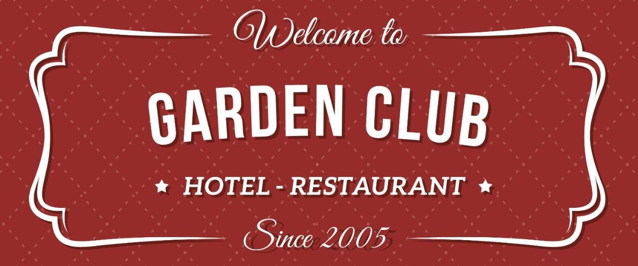 Hotel Garden Club Брашов Екстериор снимка